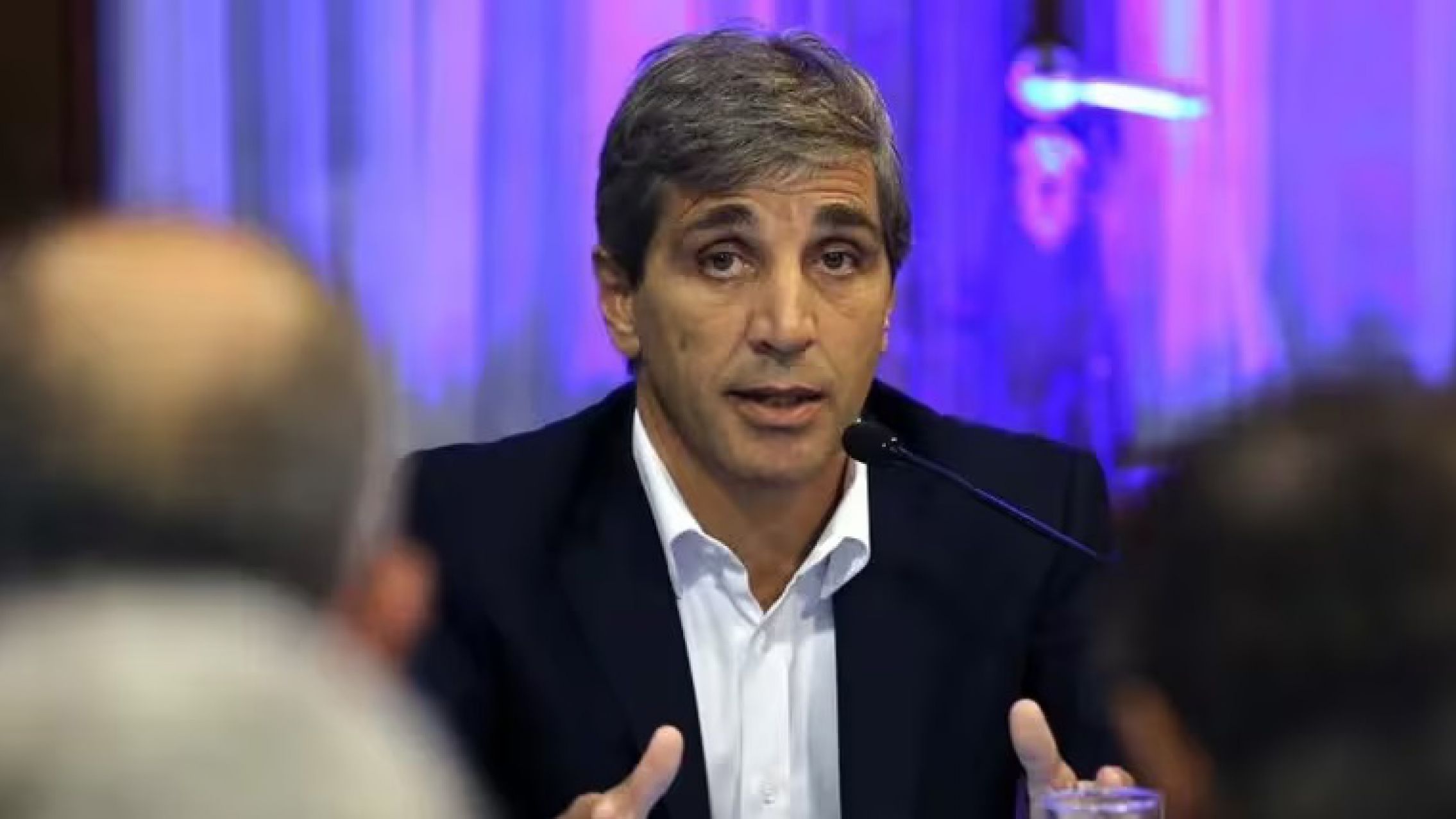 Caputo: "El programa económico no depende de la sanción de la ley 'Bases'"